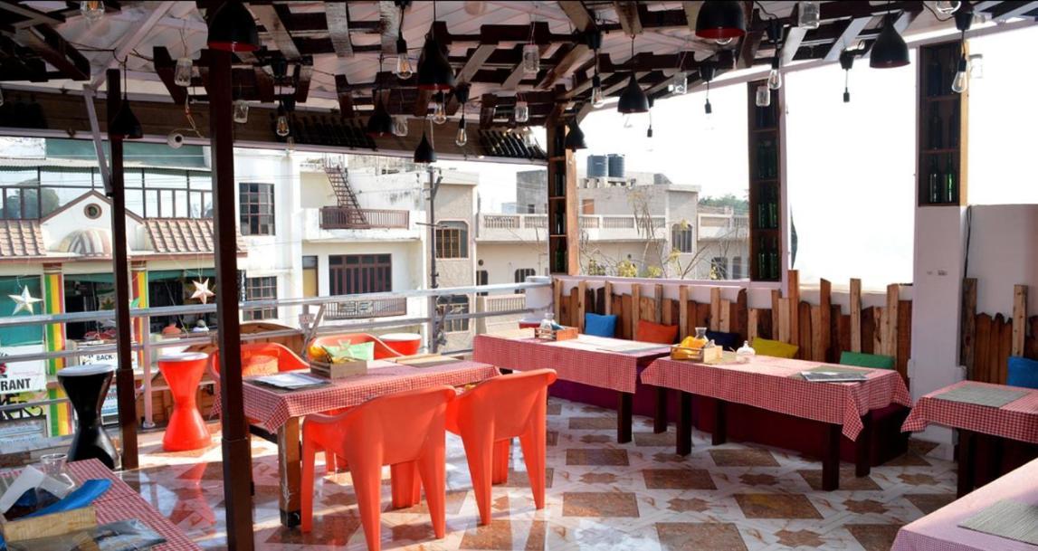 Travel Monkey Hostel Agra  Exterior foto