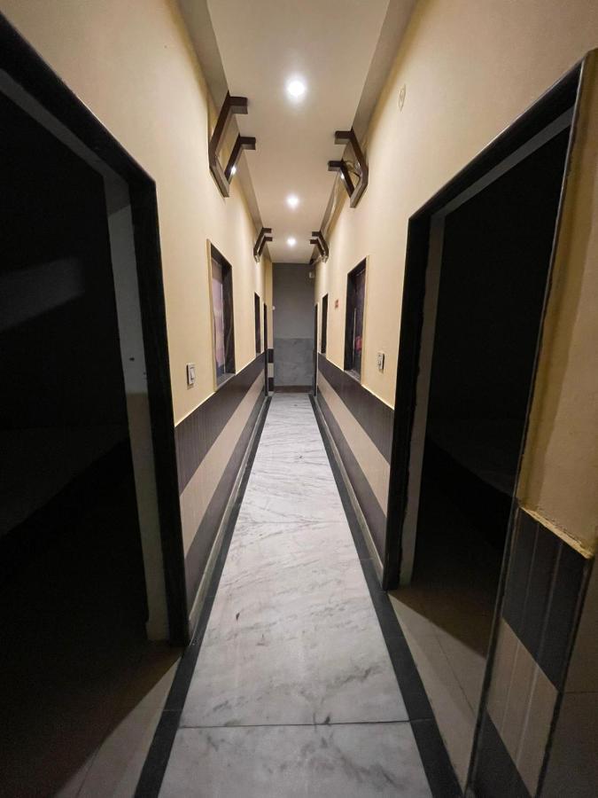 Travel Monkey Hostel Agra  Exterior foto
