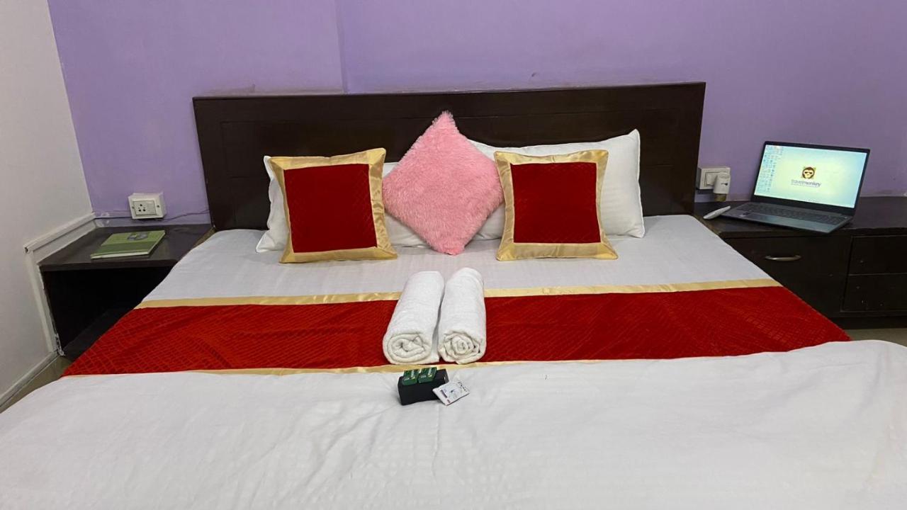 Travel Monkey Hostel Agra  Exterior foto