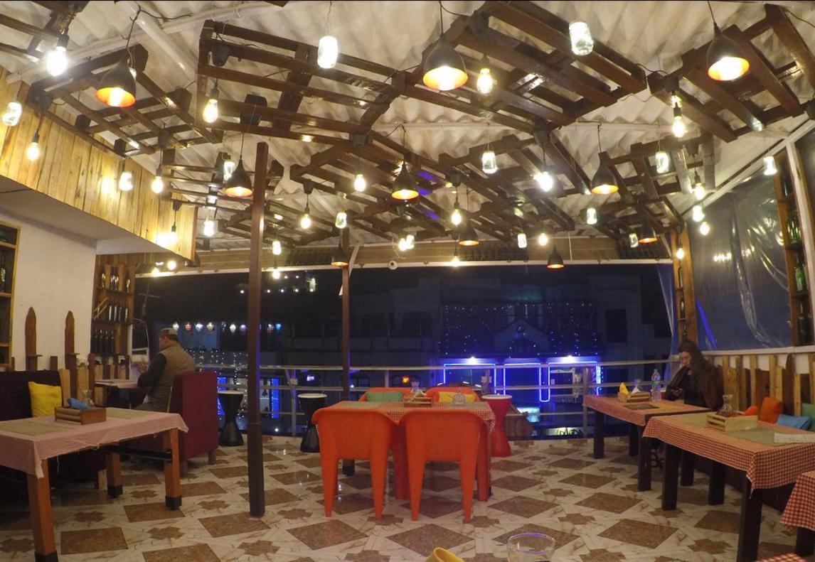 Travel Monkey Hostel Agra  Exterior foto
